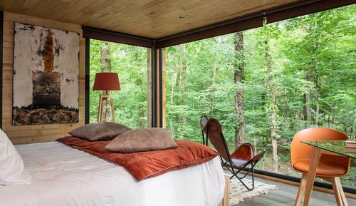 Design Suite, Hot Tub - "T(h)rees" by Zou