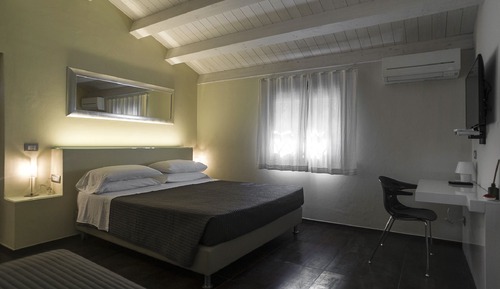 Superior Double or Twin Room, Hill View