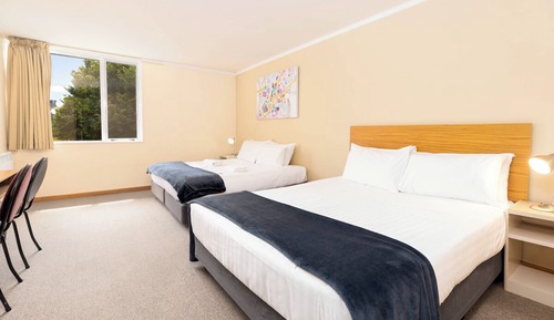 Deluxe Quadruple Room
