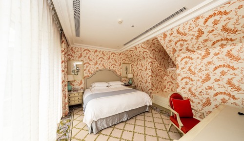 Superior Suite