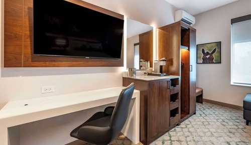 Room, 2 Queen Beds, Accessible, Non Smoking