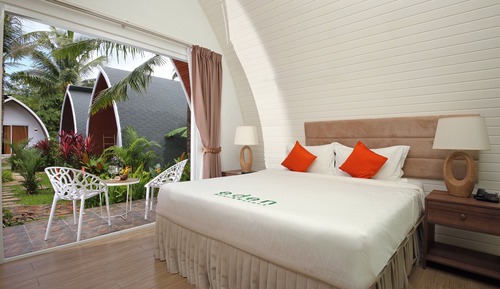 Bungalow Double Garden View