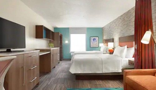 Studio, 2 Queen Beds, Accessible, Bathtub