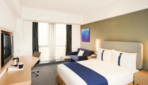 Room (Specialty)