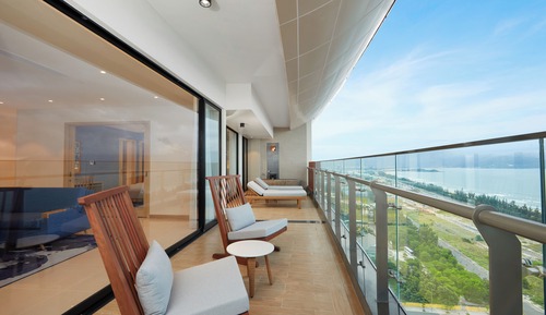 Senior Suite Panoramic Ocean View