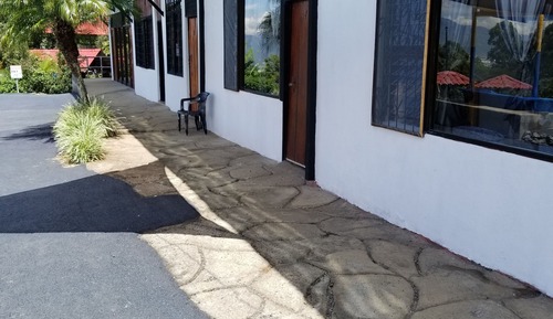 Family Studio, 1 Bedroom, Jetted Tub, Poolside