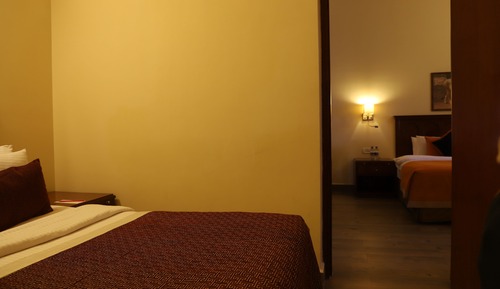 Deluxe Suite, River View (Seleqtions with Sit-out)