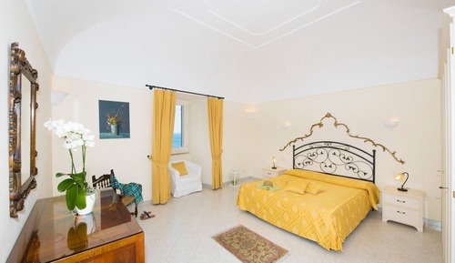 Family Apartment, Annex Building