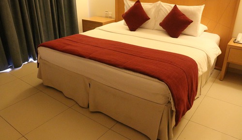 Premium Room, 1 King Bed, Smoking