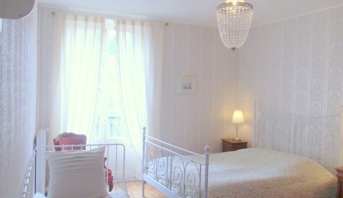 Standard Triple Room, Private Bathroom