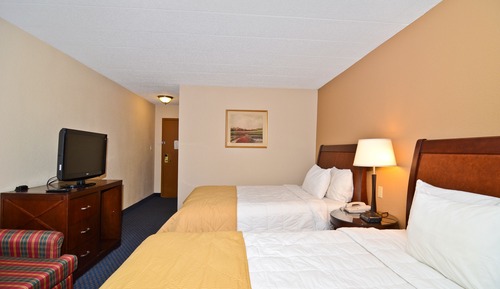 Deluxe Room, 2 Queen Beds, Non Smoking