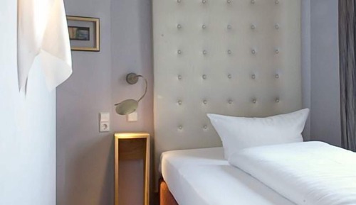 Classic Single Room