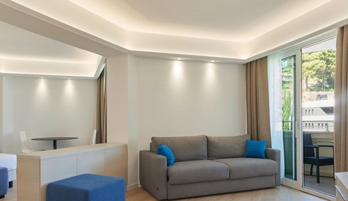 RMH Experience Suite, Partial Sea View