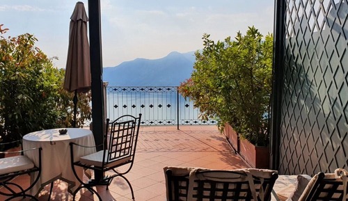 Panoramic Suite