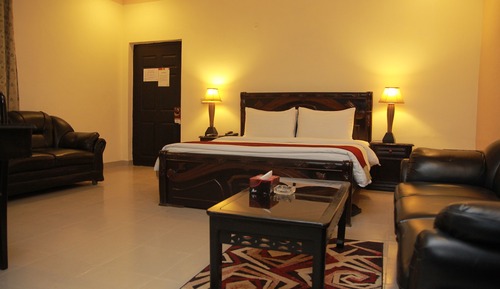 Executive Room, 1 Queen Bed, Private Bathroom
