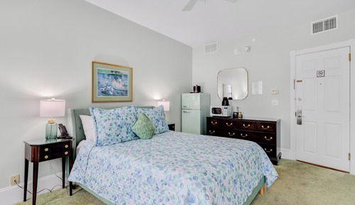 Room, Private Bathroom (Room 10 - Max 2 people) 