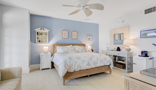 Room, Private Bathroom (Room 07 - Lakeview with Balcony Max 2 people)