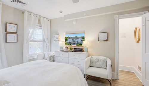 Room, Private Bathroom (Room 16 - Max 2 people)