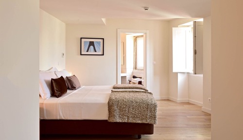 Double Room , Partial City View