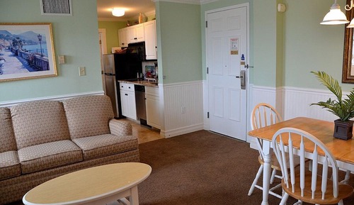 Deluxe One Bedroom King