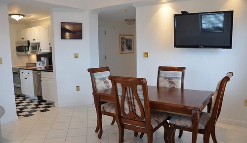 Spacious Two Bedroom Suite