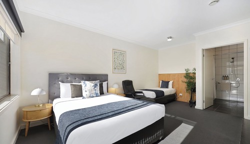 Deluxe Accessible Room