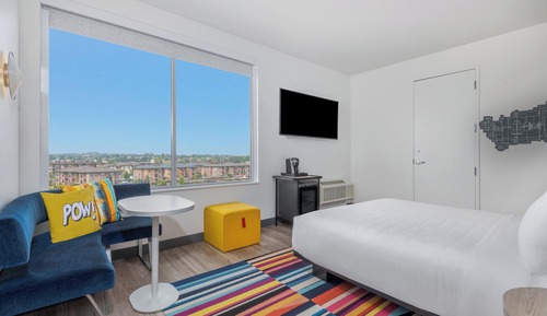 Room, 1 King Bed, Non Smoking