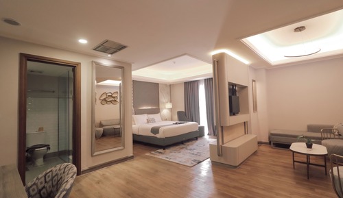 Canting Suite