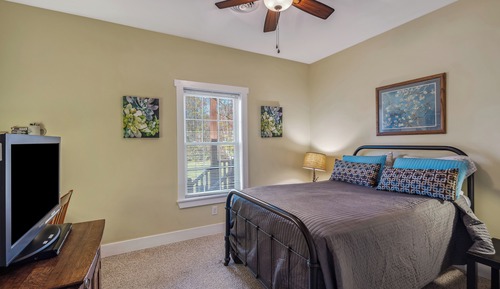 House, Multiple Beds (Summerfield Cottage at Sleepy Creek)