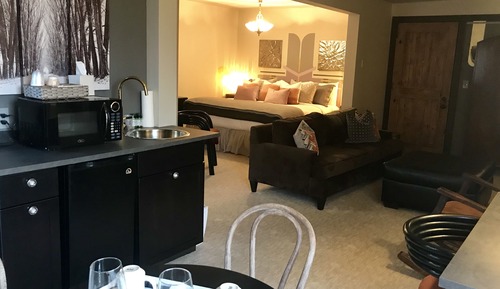 Honeymoon Suite, 1 King Bed, Non Smoking