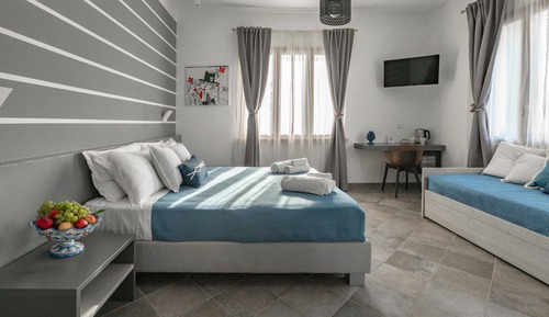 Deluxe Quadruple Room
