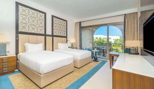 Family Room, 1 King Bed