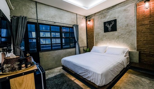 Standard Double Room with Private Bathroom