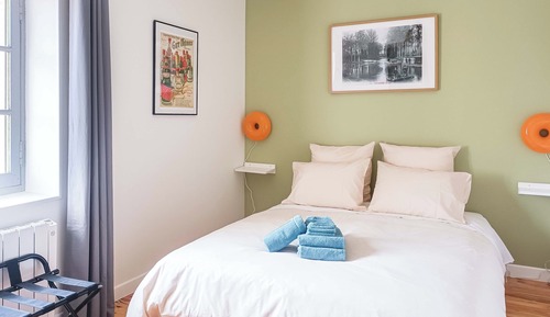 Double Room (Tournesol)