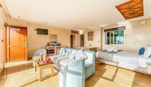Chalet, Lagoon View