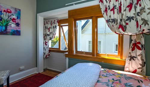Sun Flower Suite