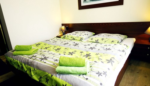 Standard Triple Room, Private Bathroom