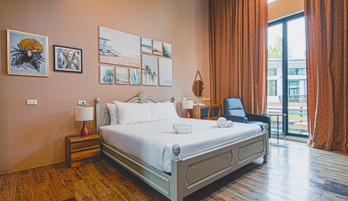 Room, Non Smoking, Canal View