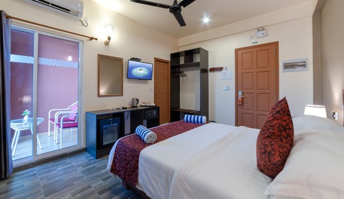 Deluxe Double with Island View