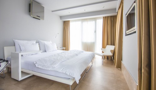 Standard Double Room, Garden View
