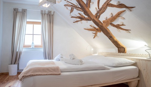 Deluxe Apartment, 3 Bedrooms, Balcony, Mountain View (10)