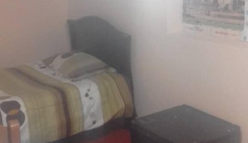 Twin Room, 2 Twin Beds, Shared Bathroom