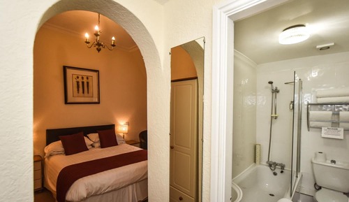 Double Room (Room 5)