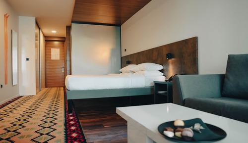 Executive Room, 1 King Bed with Sofa bed, Balcony