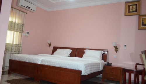Deluxe Room, 1 Queen Bed