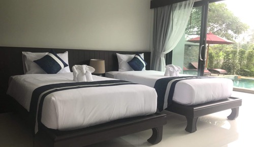 Standard Twin Room