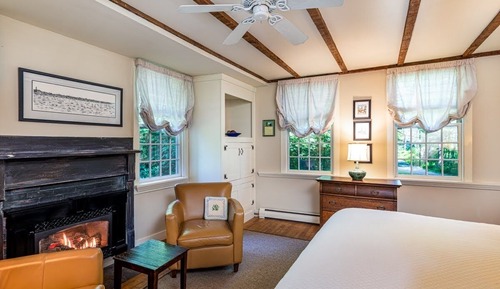 Queen Room with Garden View