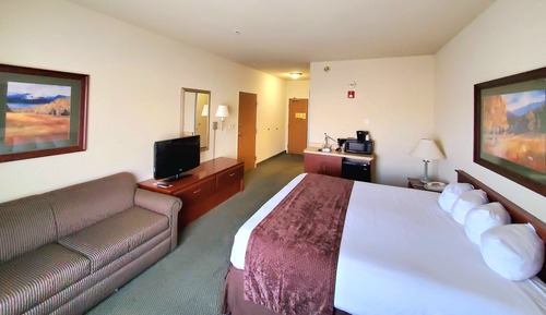 Suite, 1 King Bed with Sofa bed, Accessible, Non Smoking