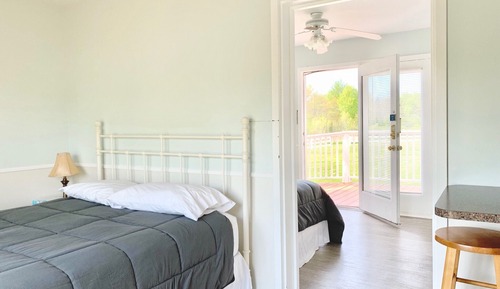 Suite, Private Bathroom (Handicap Accessible)