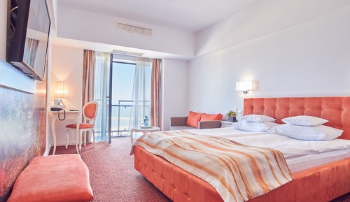 Deluxe Double Room with Sofa, Sea View